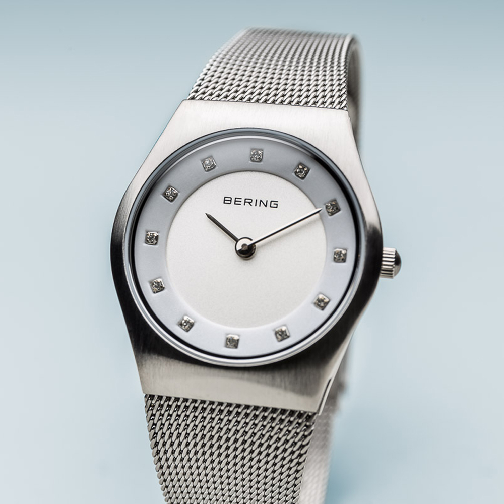bering hodinky 11927 000 detail iný