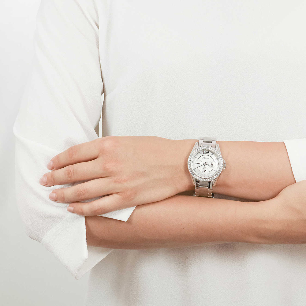 fossil hodinky ES3202 modelka